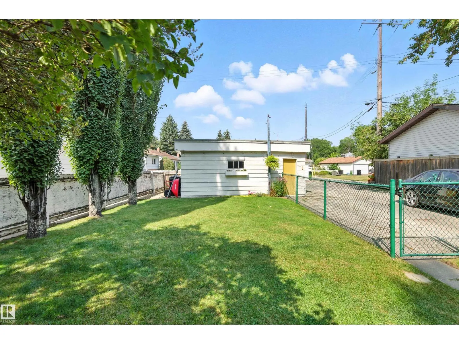 7744 86 AV NW NW