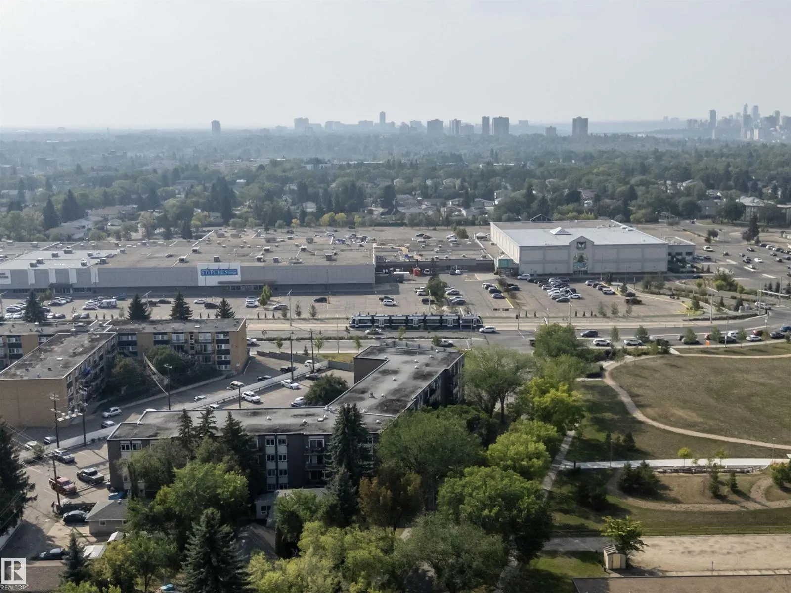 7744 86 AV NW NW