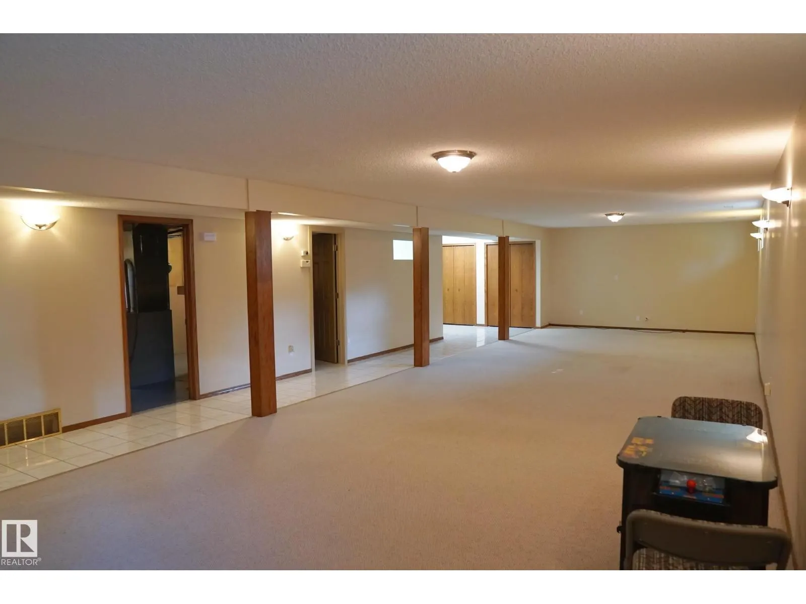 150 WEST RAILWAY ST NW