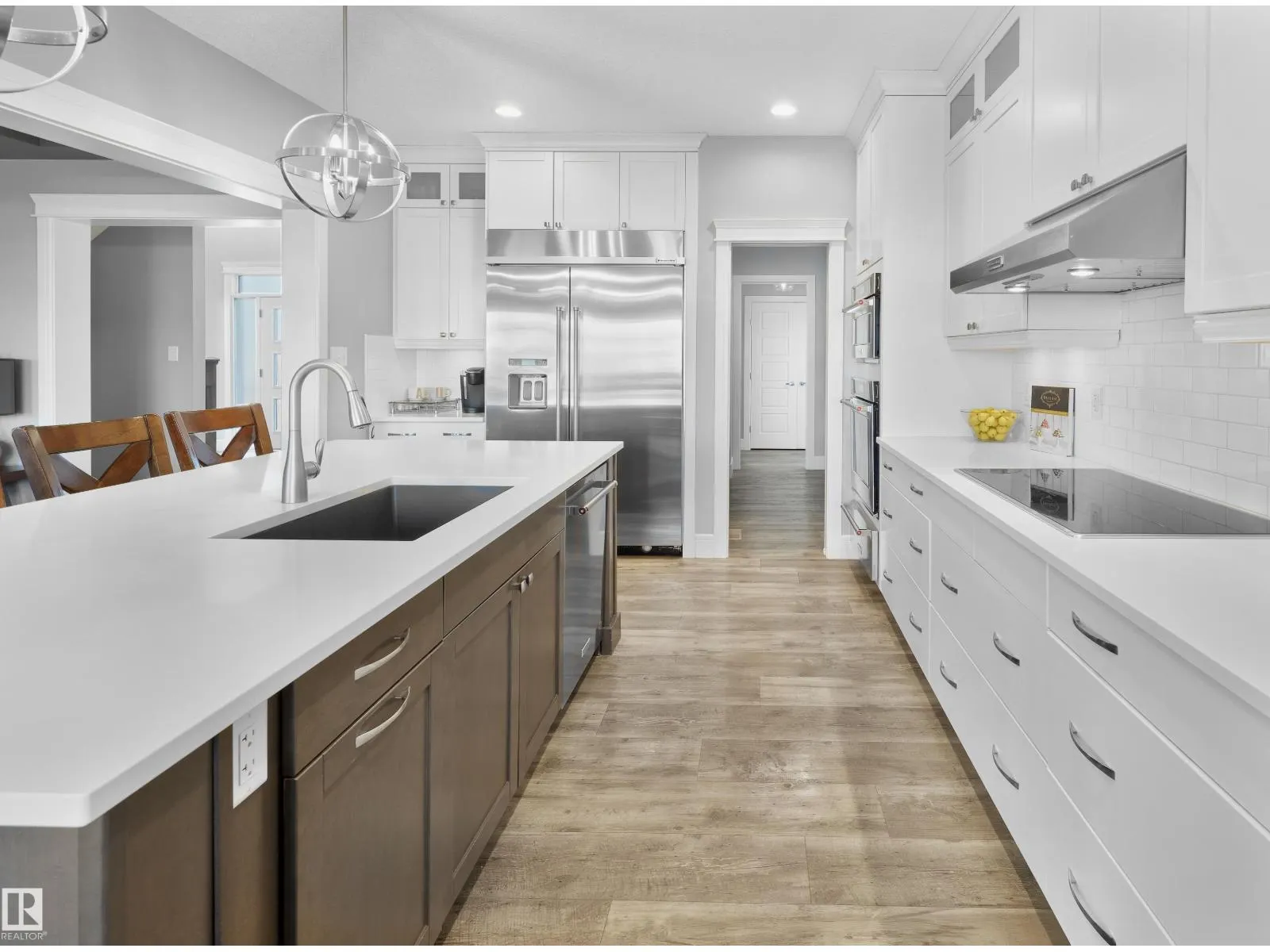 9812 222 ST NW