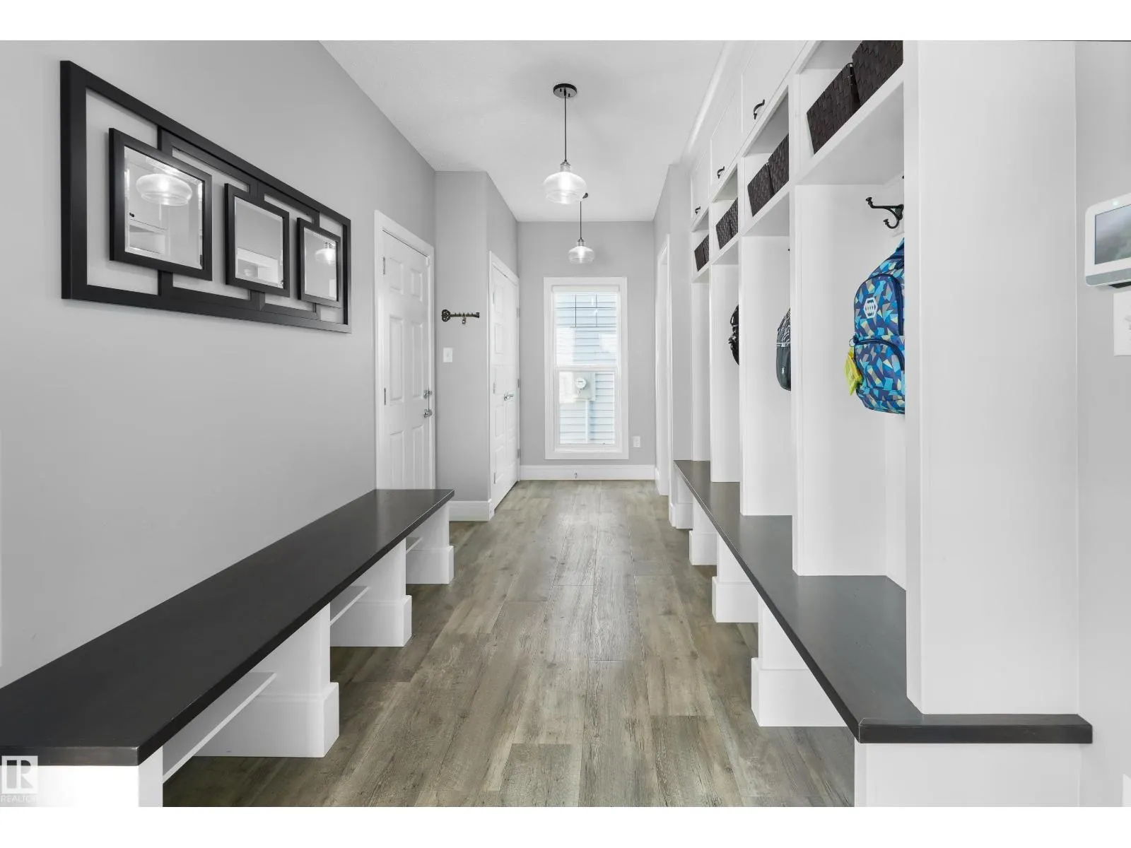 9812 222 ST NW