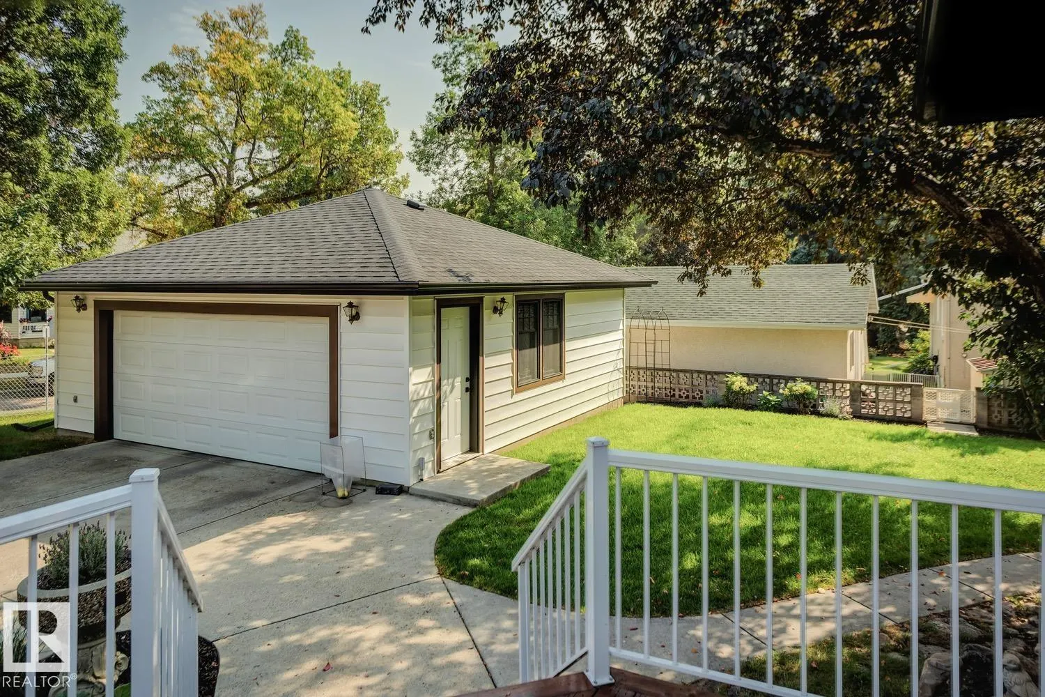 11119 60 ST NW NW