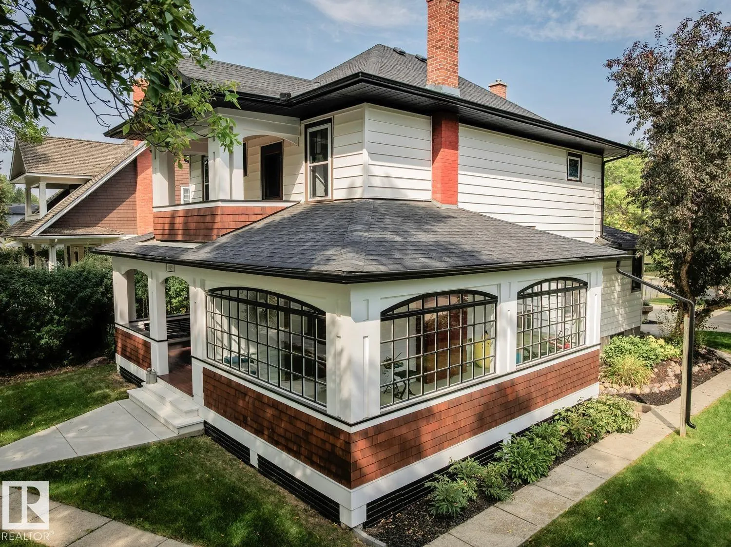 11119 60 ST NW NW