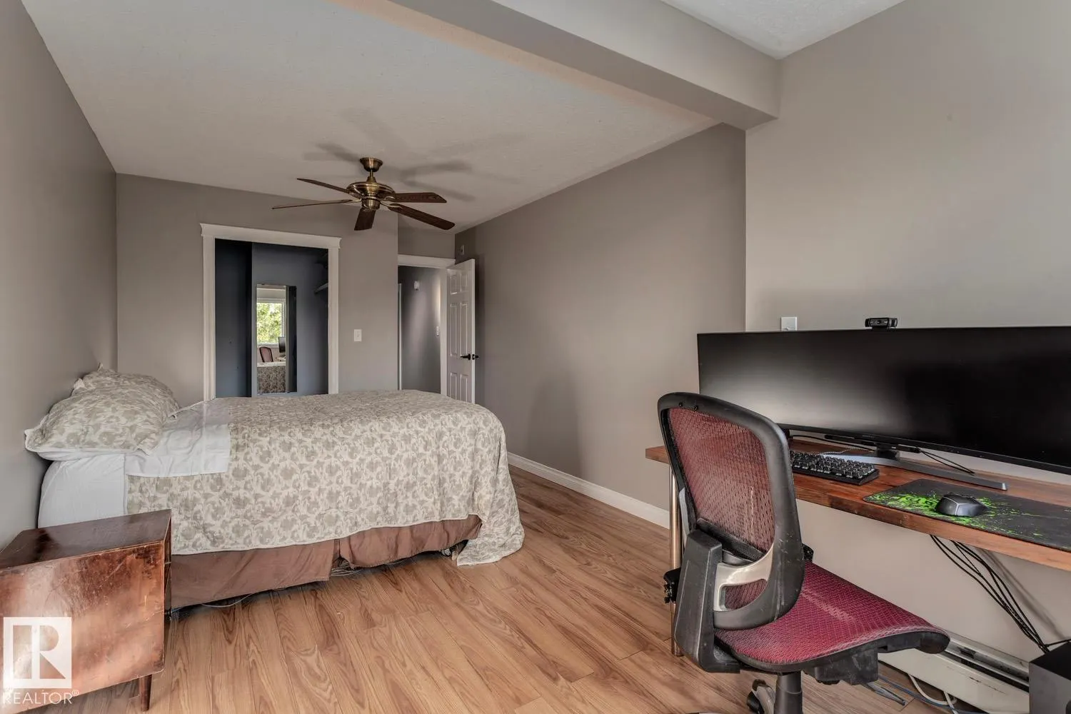 #209 11033 127 ST NW