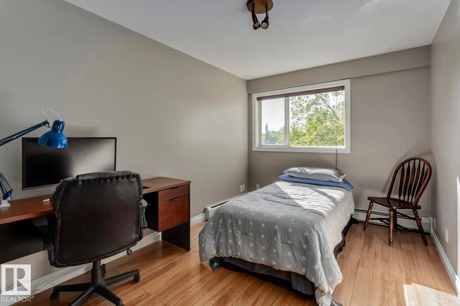 #209 11033 127 ST NW