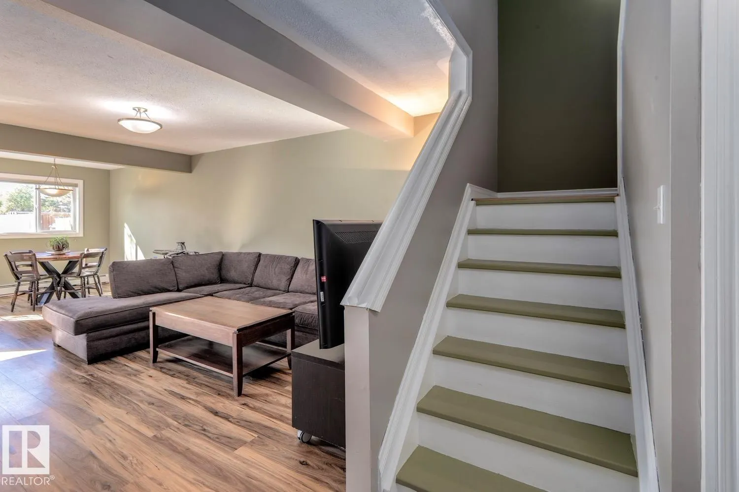 #209 11033 127 ST NW
