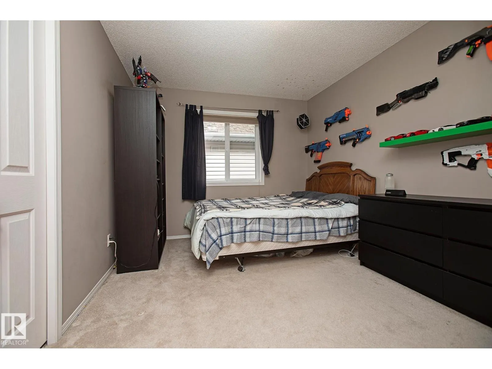 1115 82 ST SW