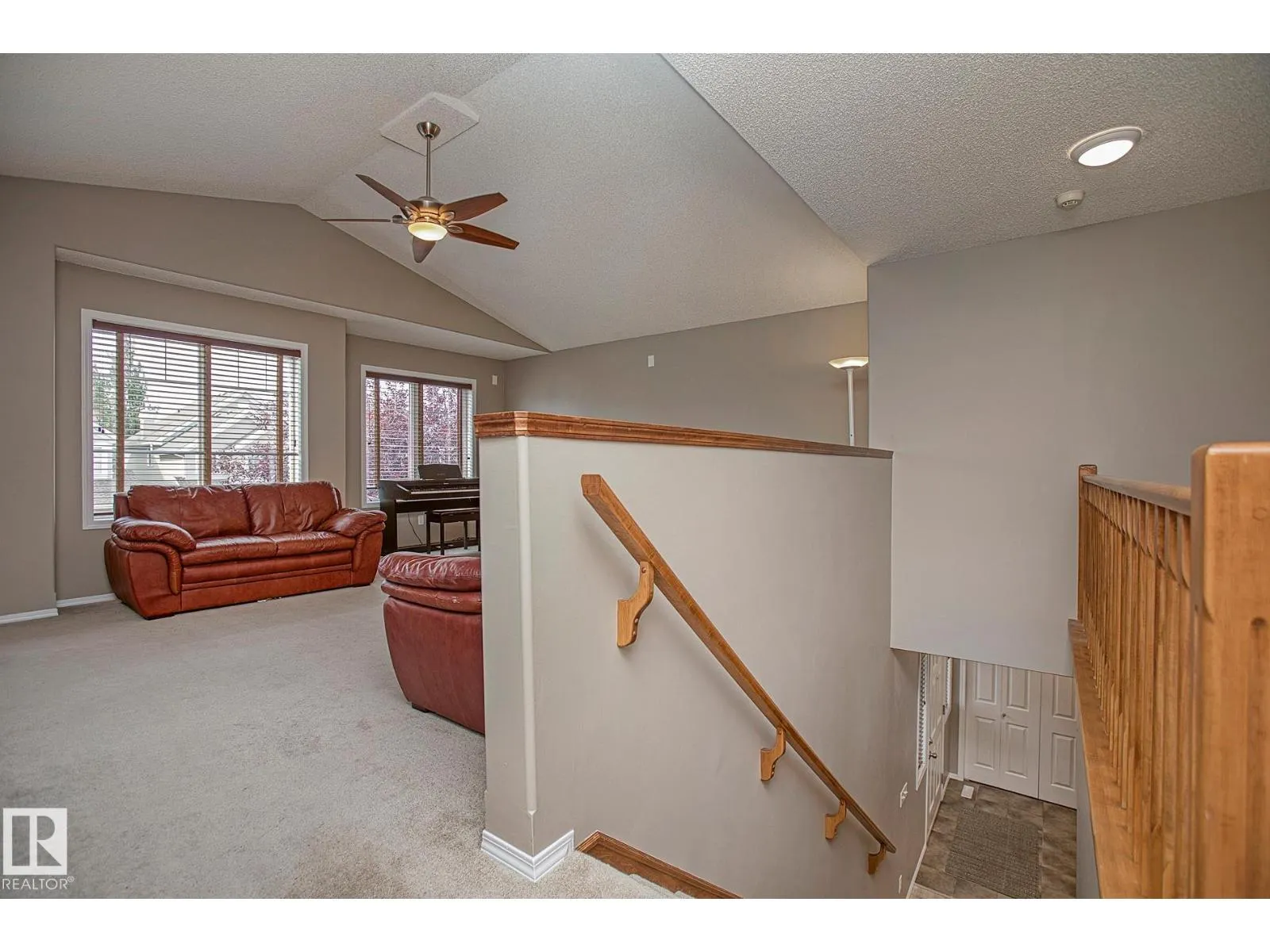 1115 82 ST SW
