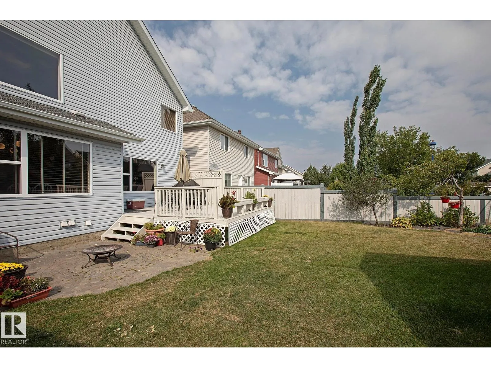 1115 82 ST SW