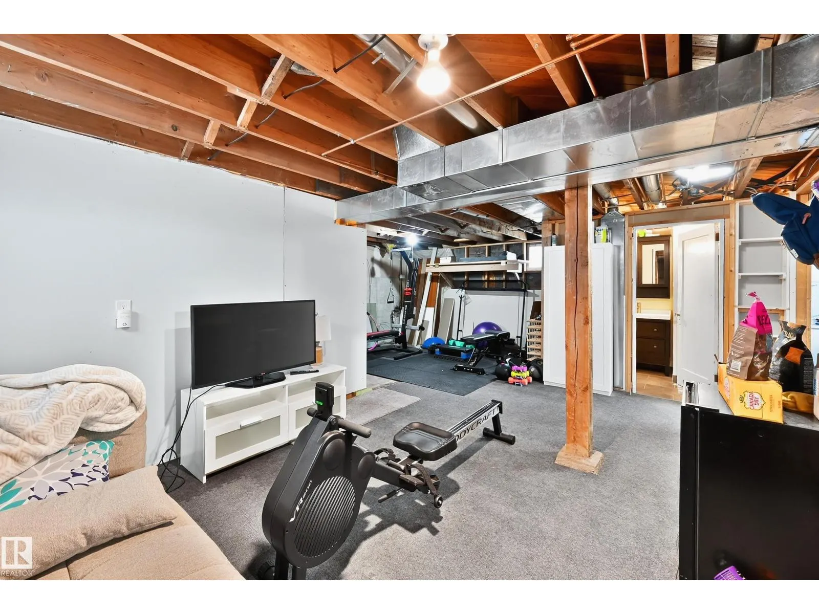 10739 80 AV NW