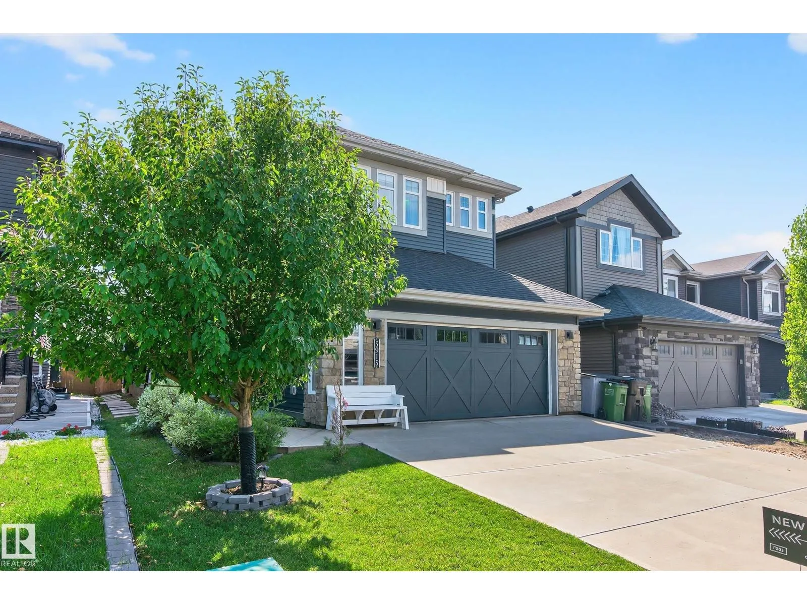5915 19 AV SW