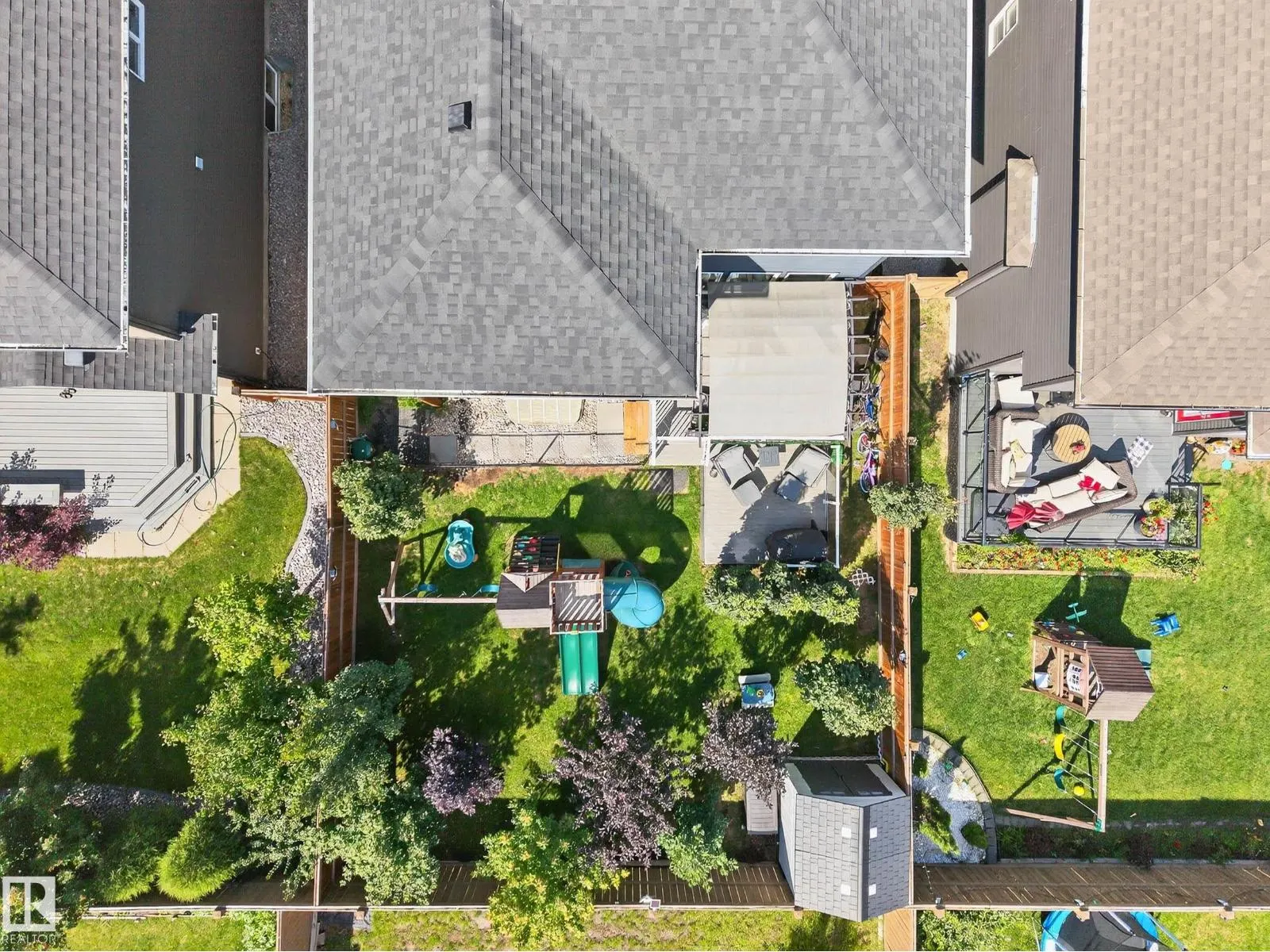 5915 19 AV SW