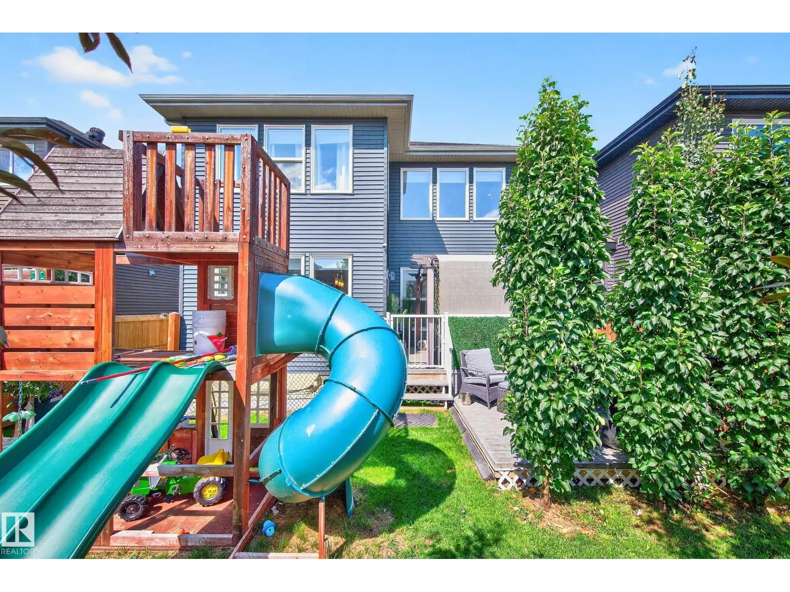 5915 19 AV SW