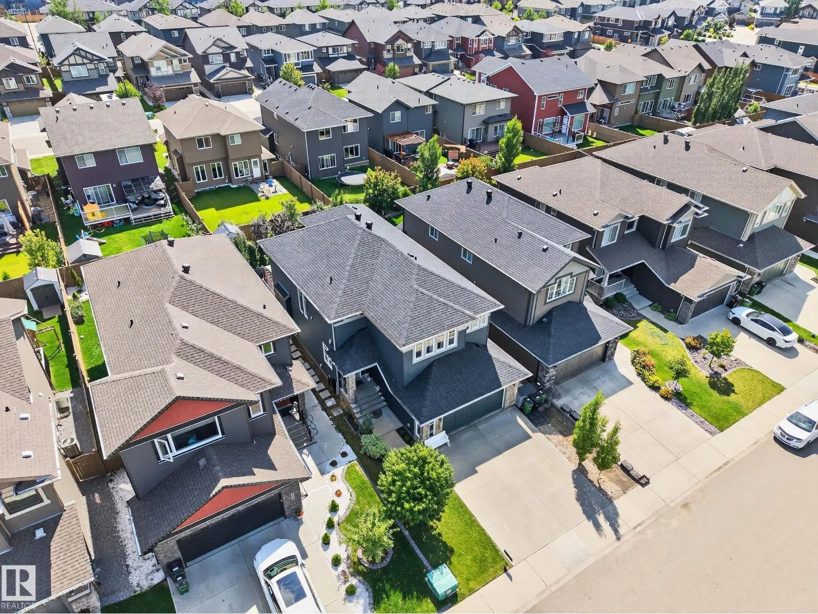 5915 19 AV SW