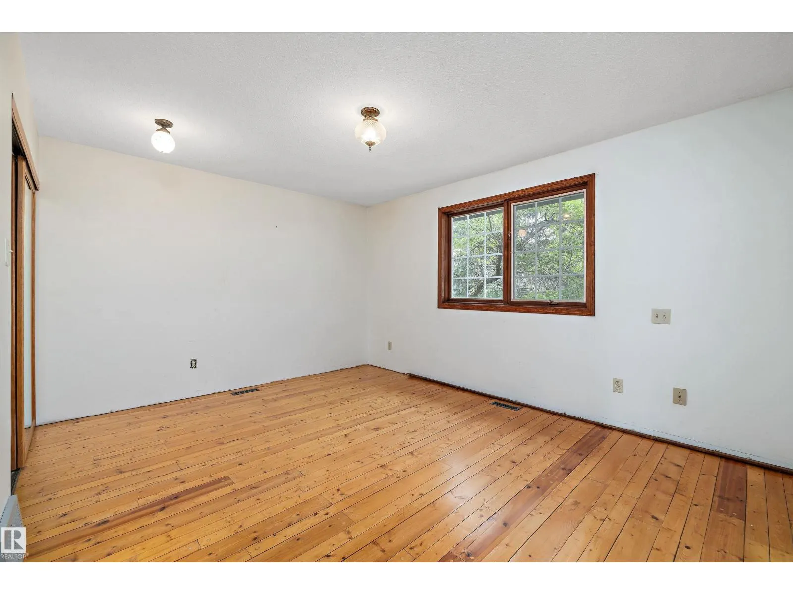 #35 24119 TWP ROAD 554