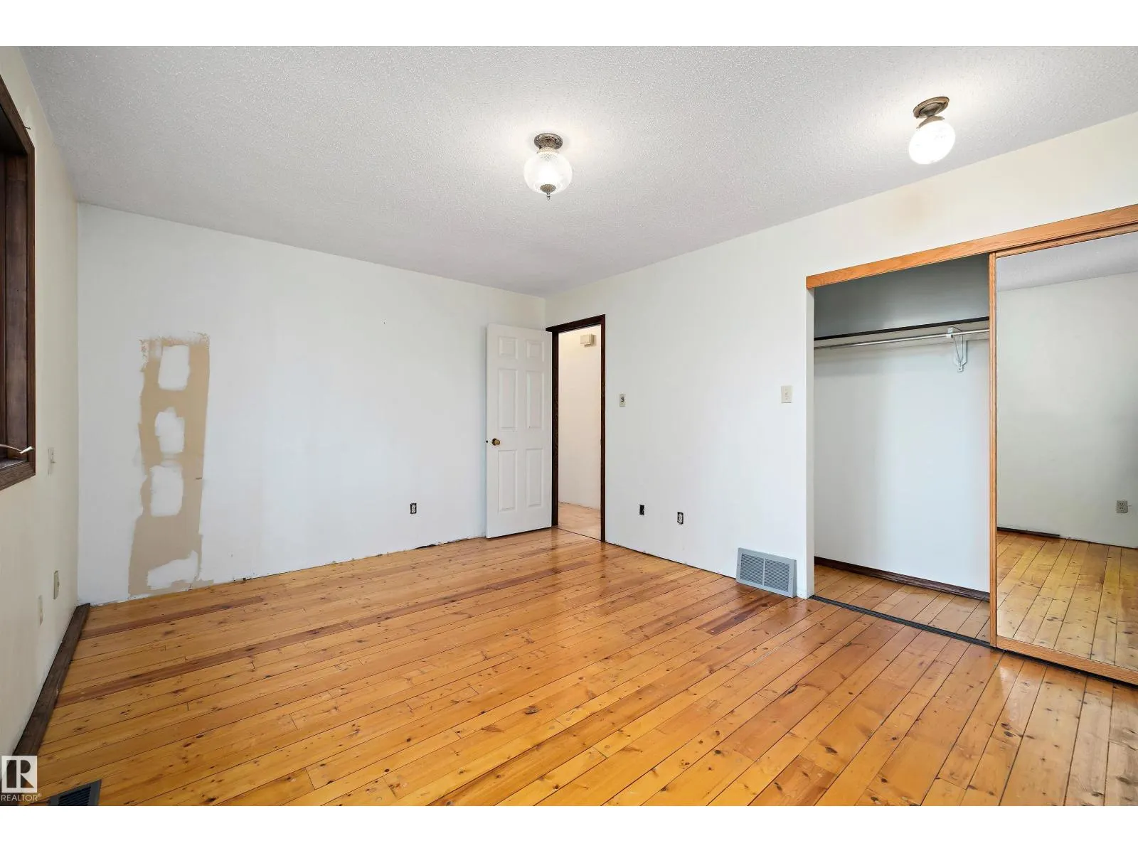 #35 24119 TWP ROAD 554