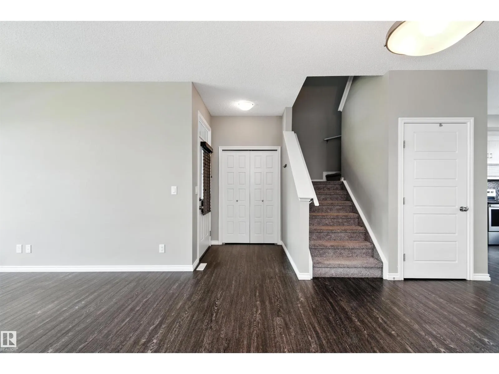 8085 CHAPPELLE WY SW