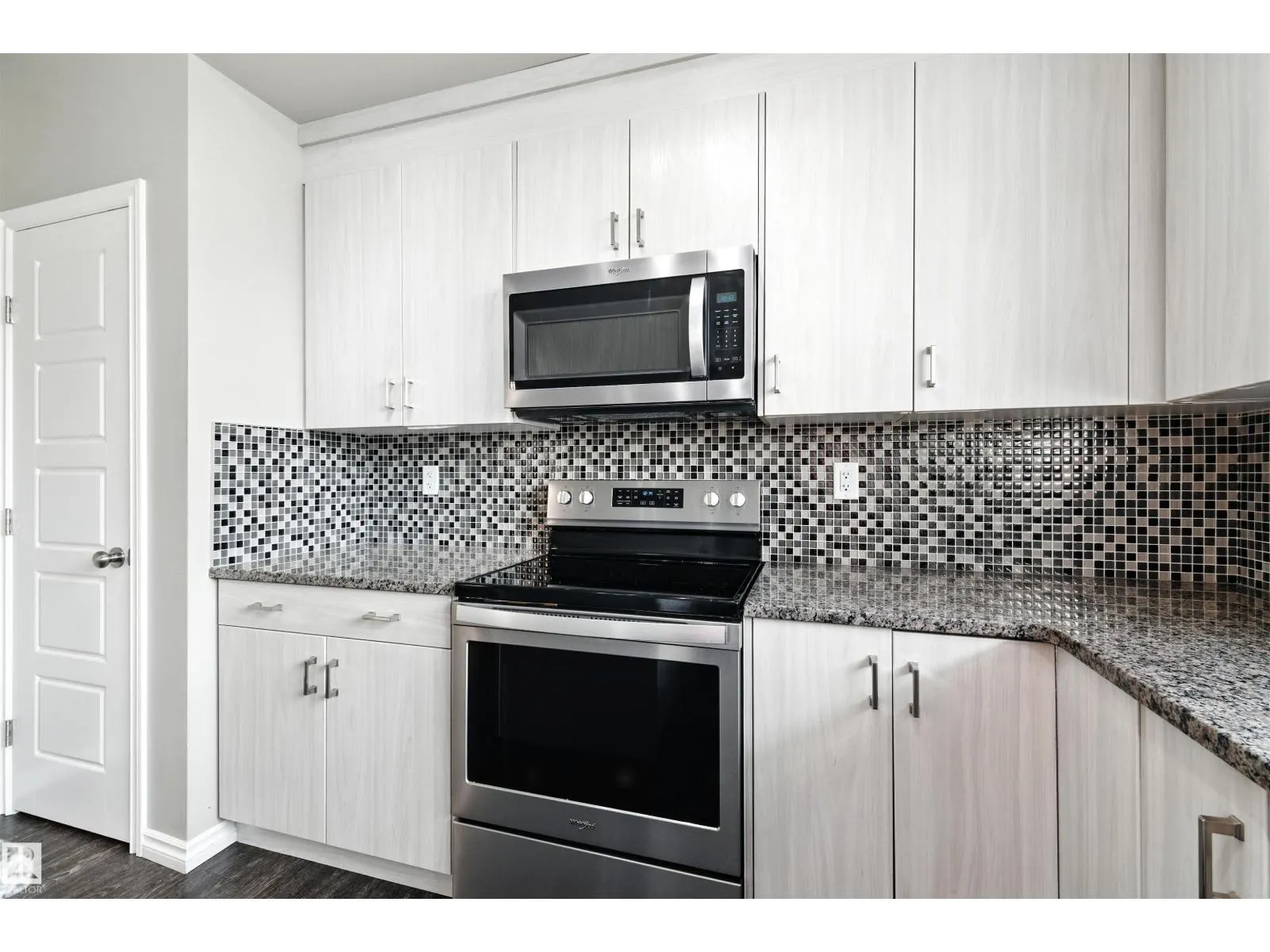 8085 CHAPPELLE WY SW