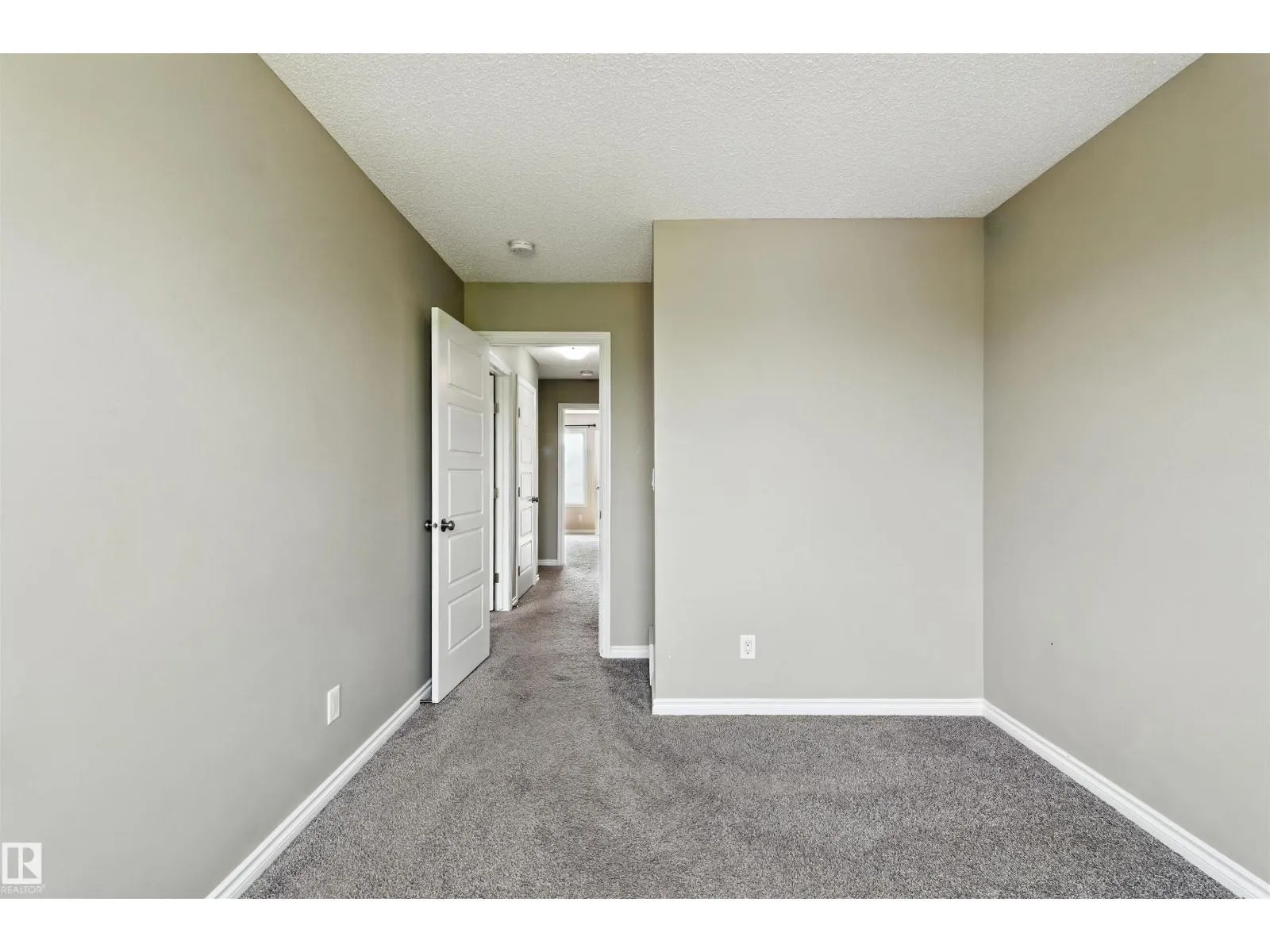 8085 CHAPPELLE WY SW