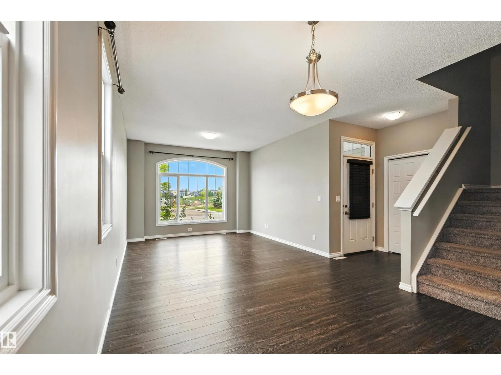 8085 CHAPPELLE WY SW