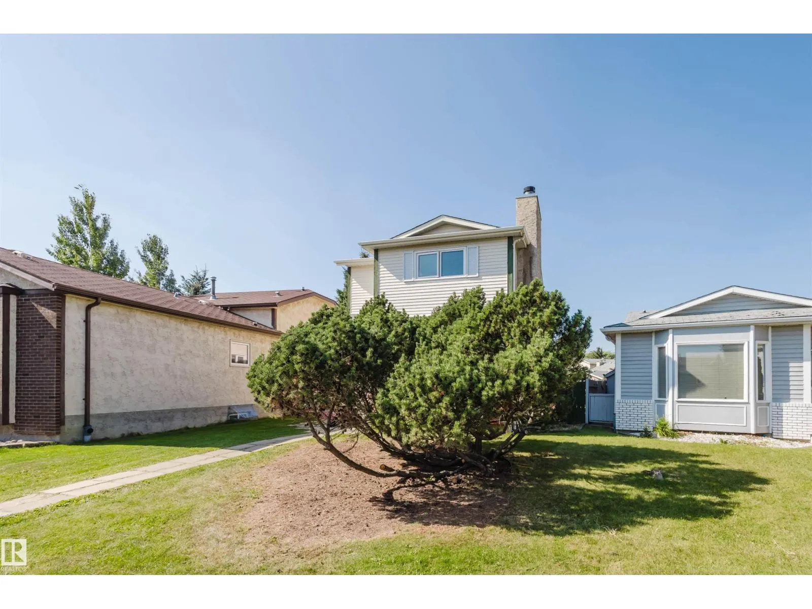 2018 108 ST NW