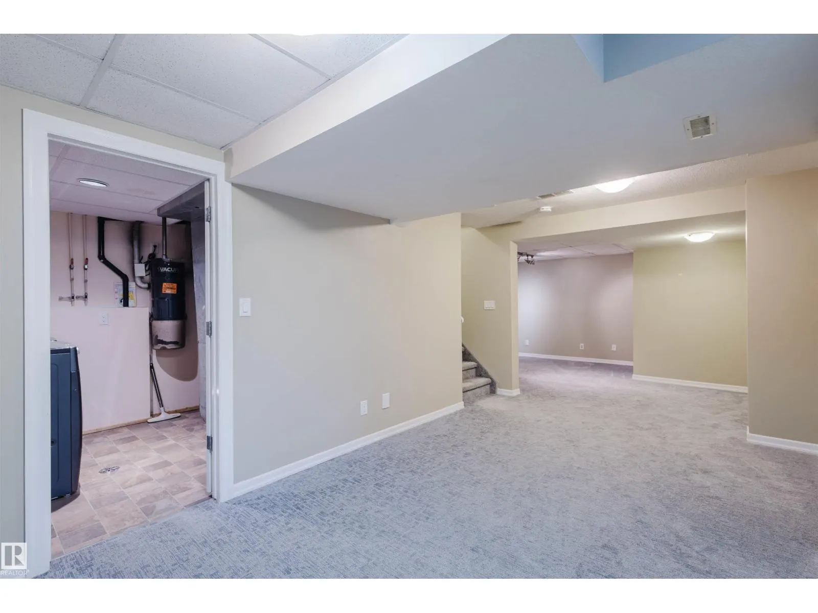 2018 108 ST NW