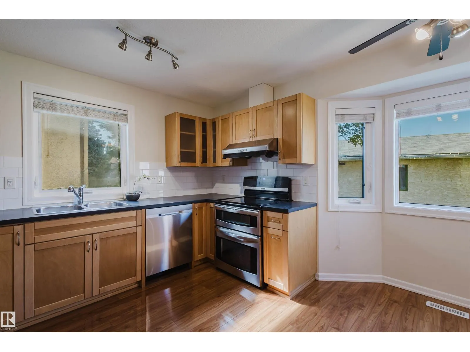 2018 108 ST NW