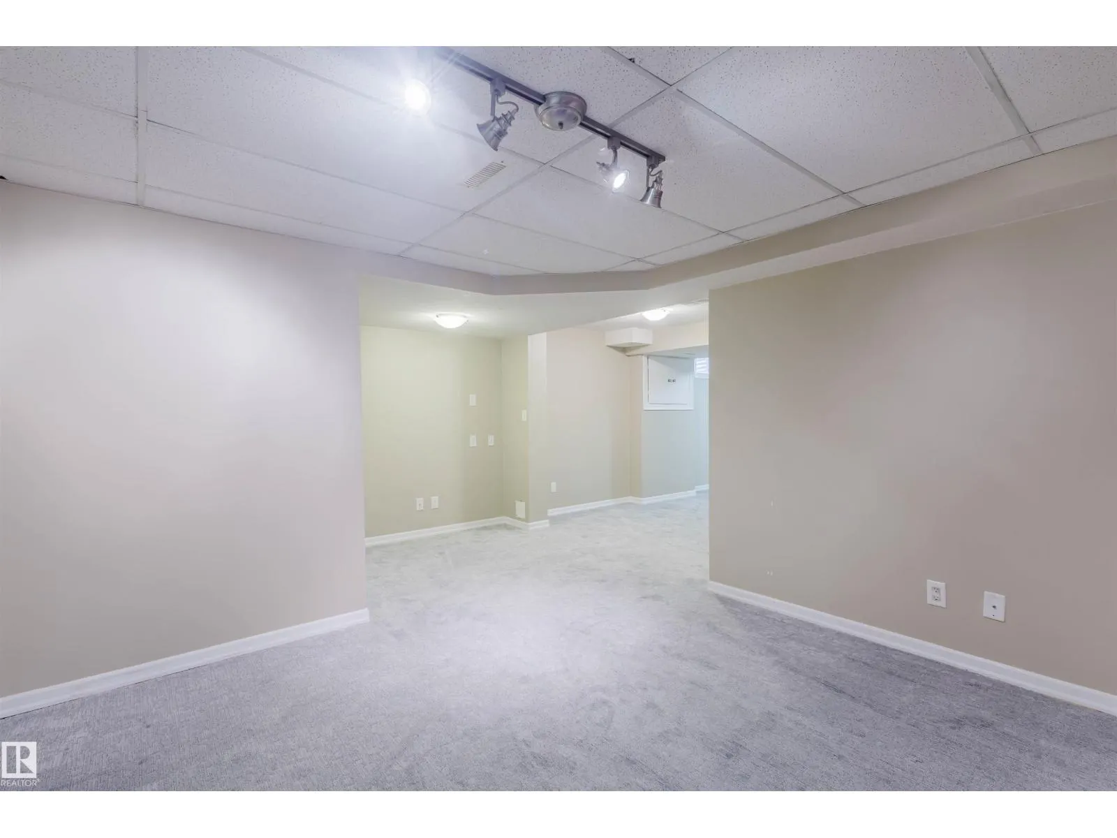 2018 108 ST NW