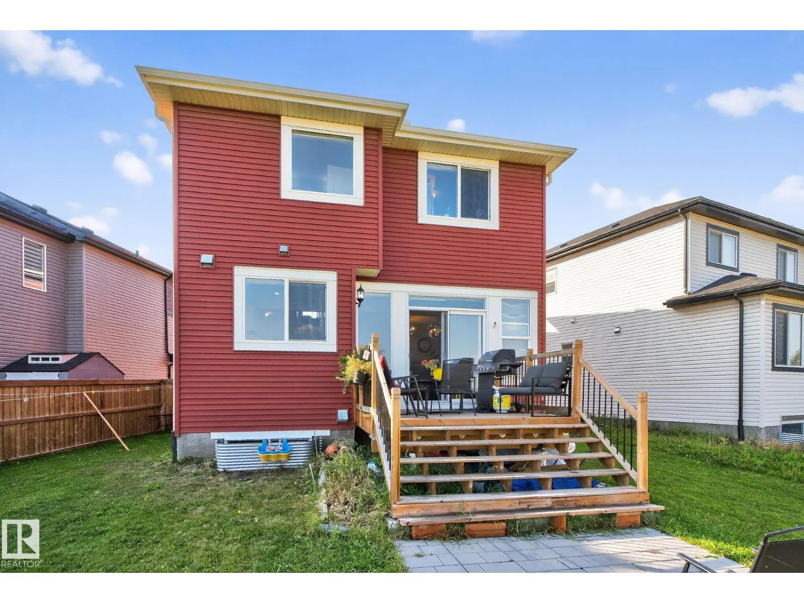 2171 51 ST SW