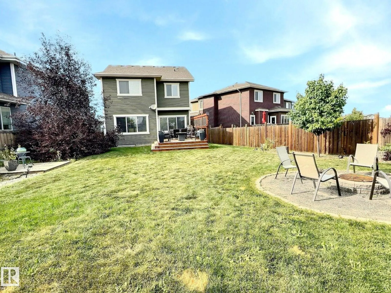 21703 80 AV NW