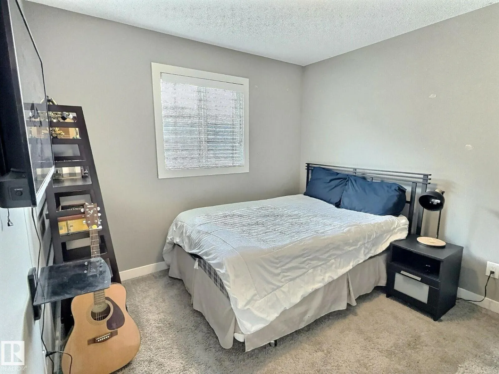 21703 80 AV NW