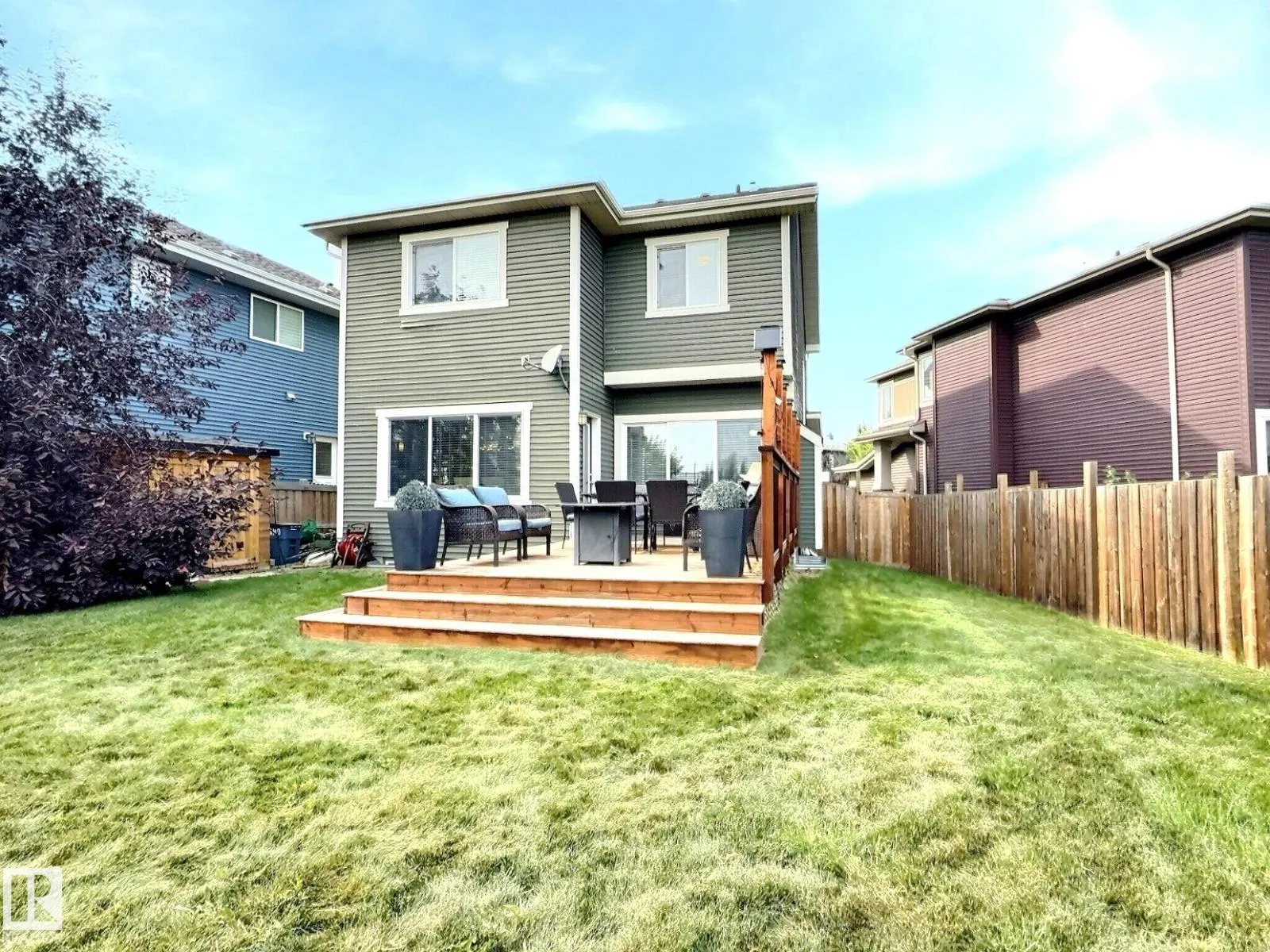 21703 80 AV NW