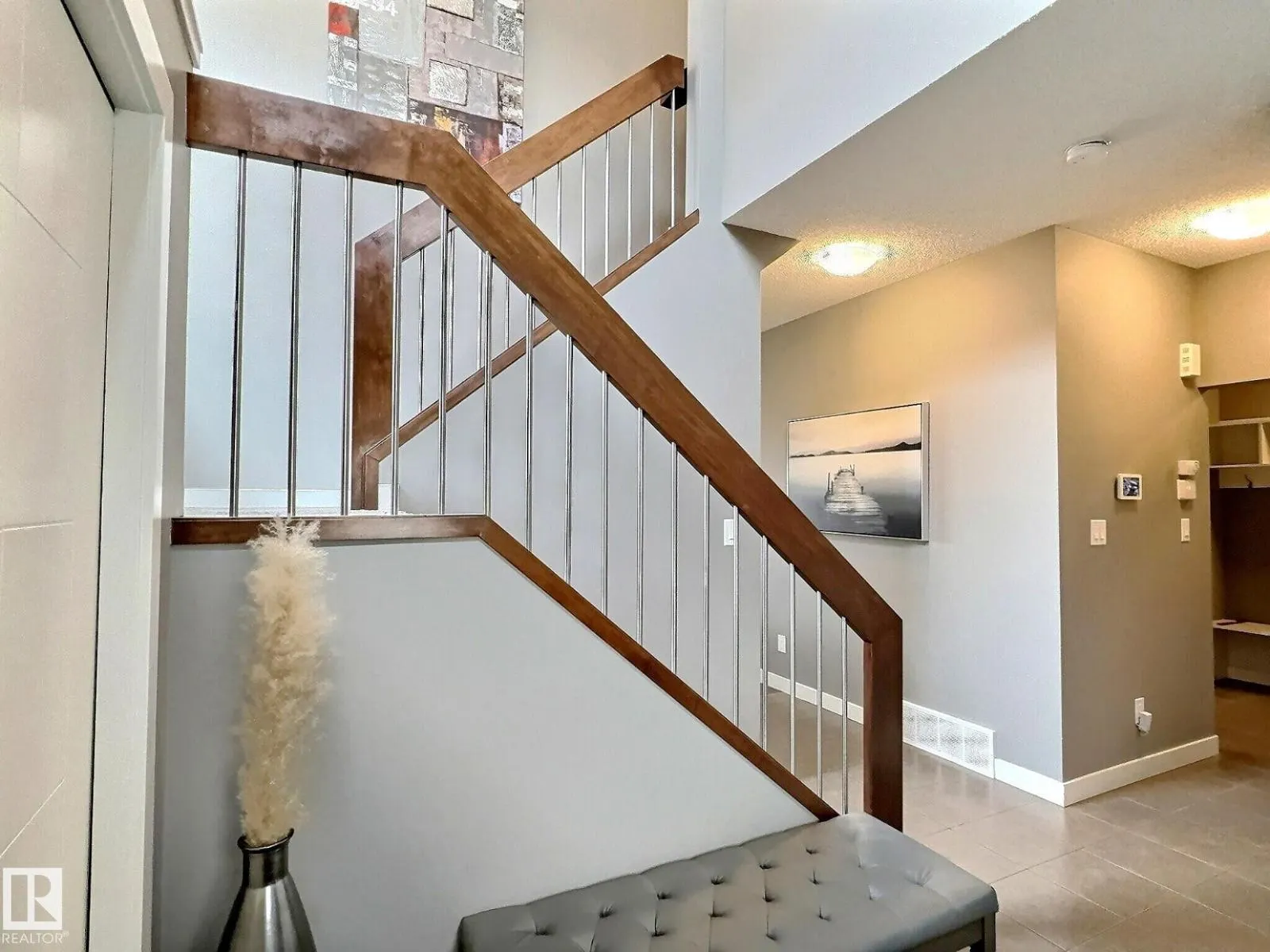 21703 80 AV NW
