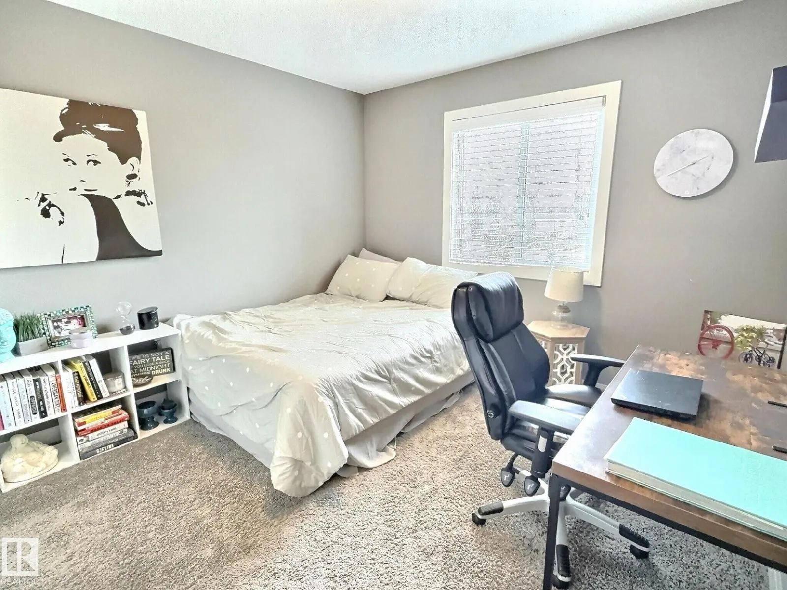21703 80 AV NW