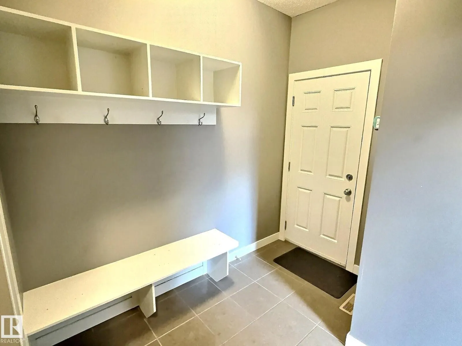 21703 80 AV NW