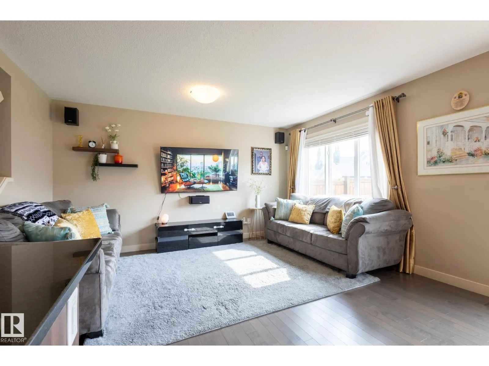 2379 GLENRIDDING BV SW