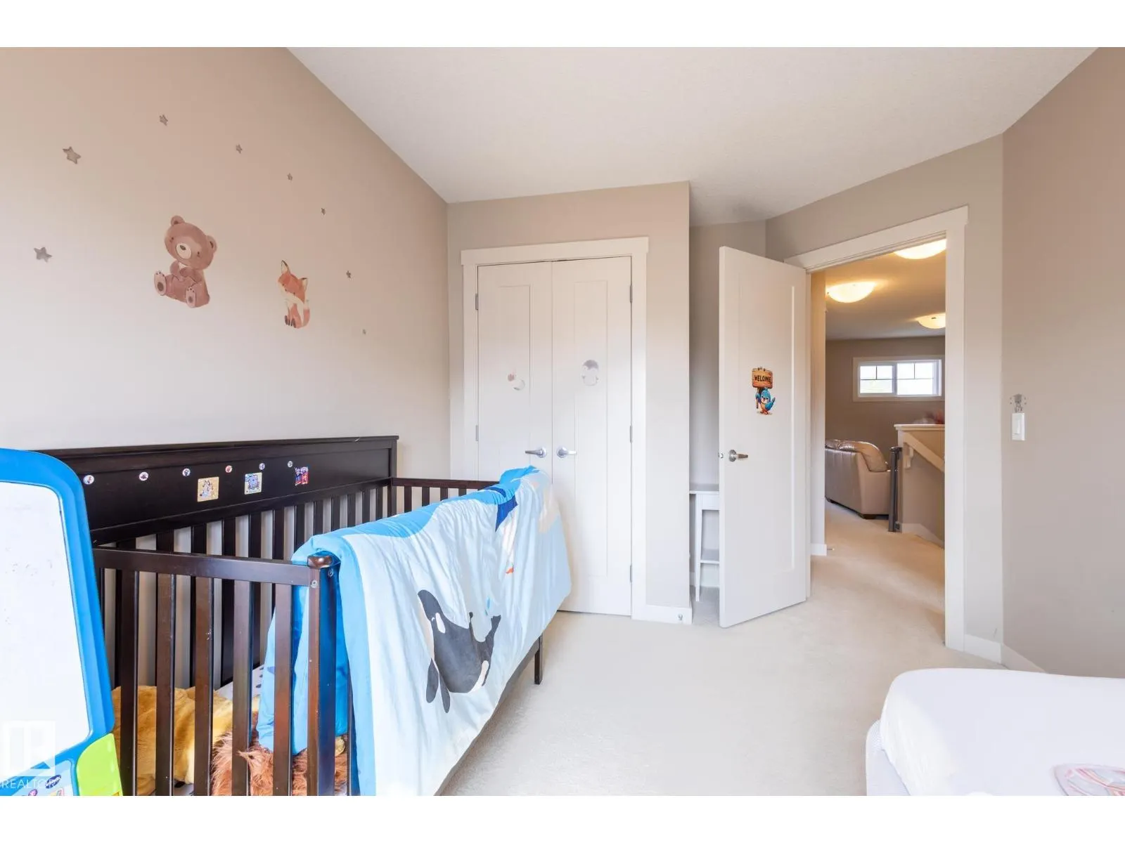 2379 GLENRIDDING BV SW