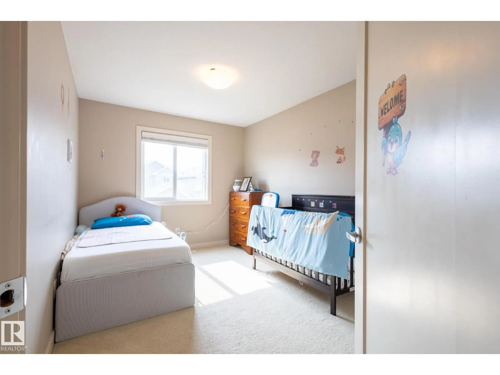 2379 GLENRIDDING BV SW
