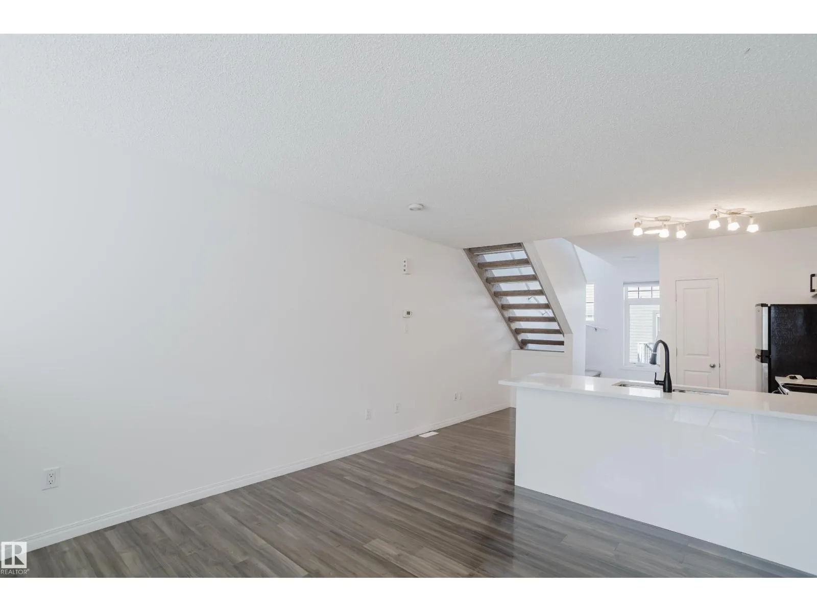#3 465 Hemingway RD NW
