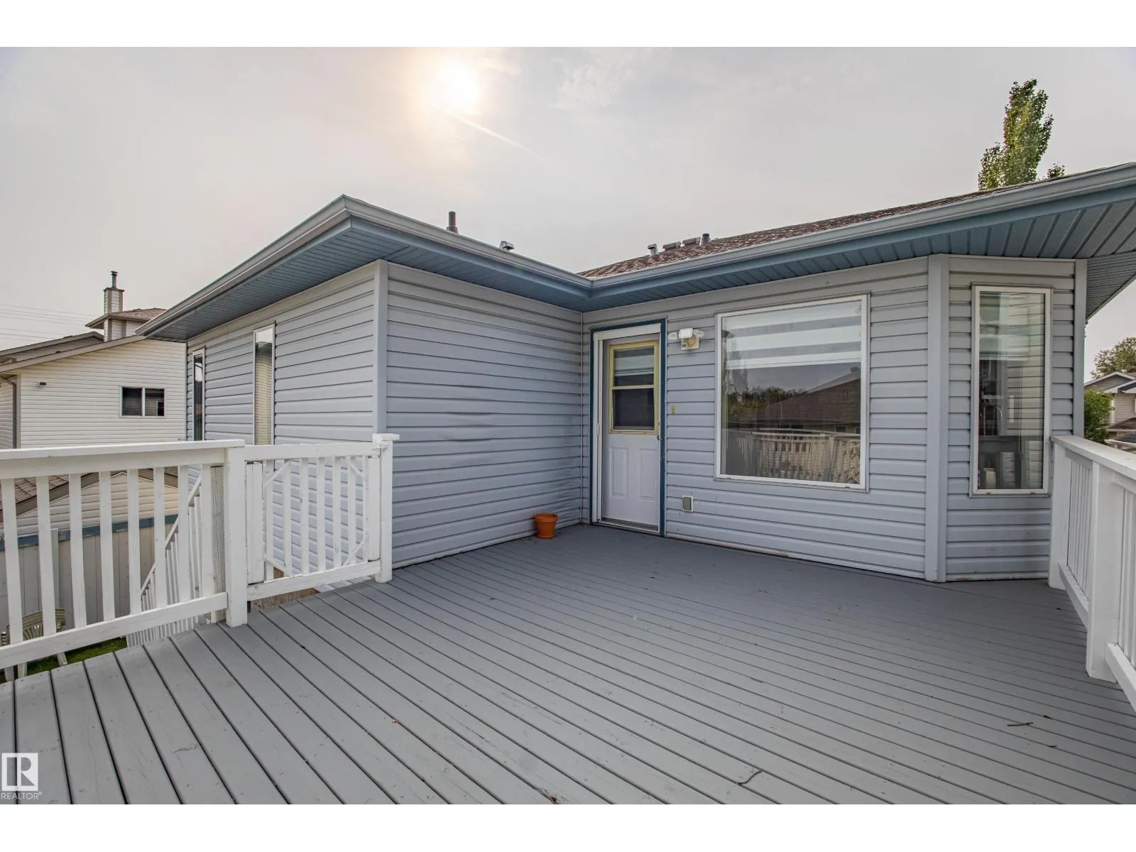 2812 40A AV NW