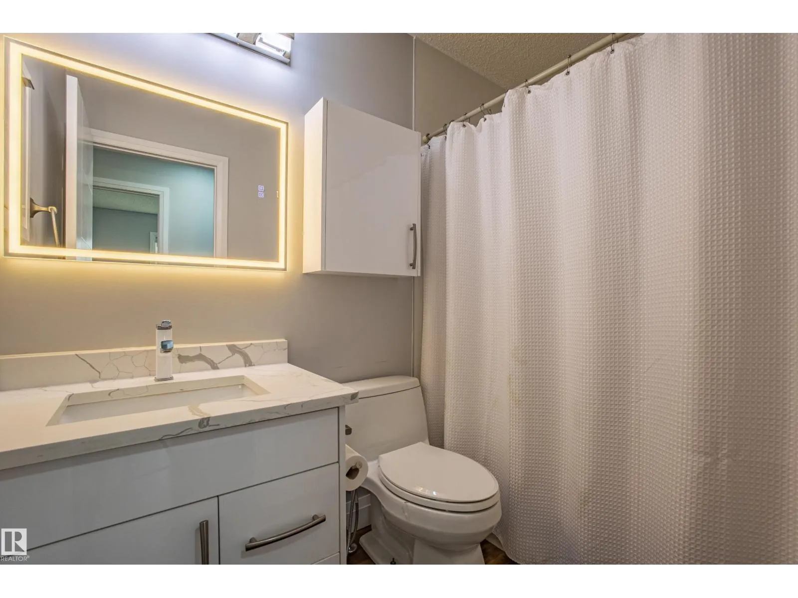 2812 40A AV NW