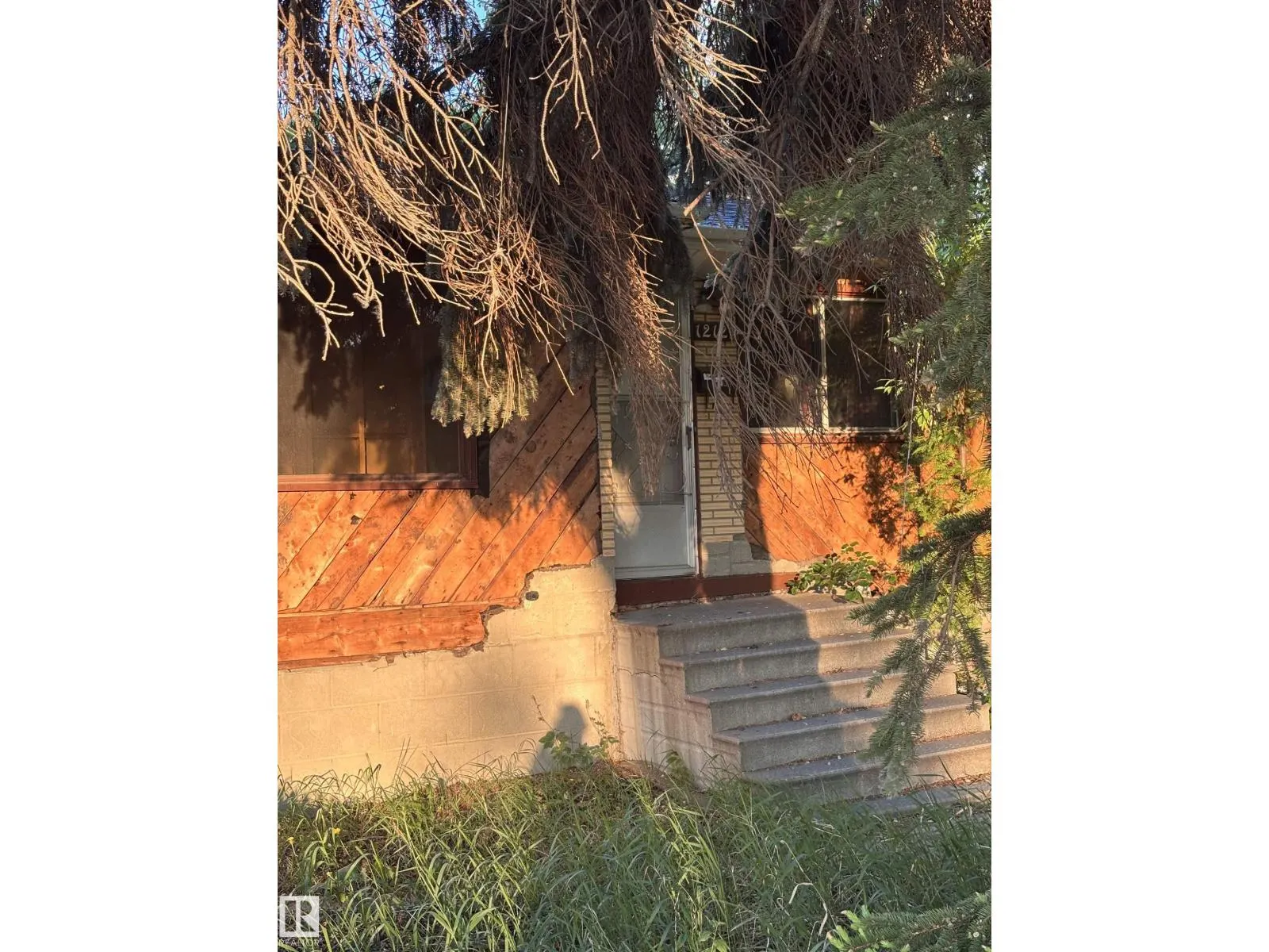 12125 40 ST NW