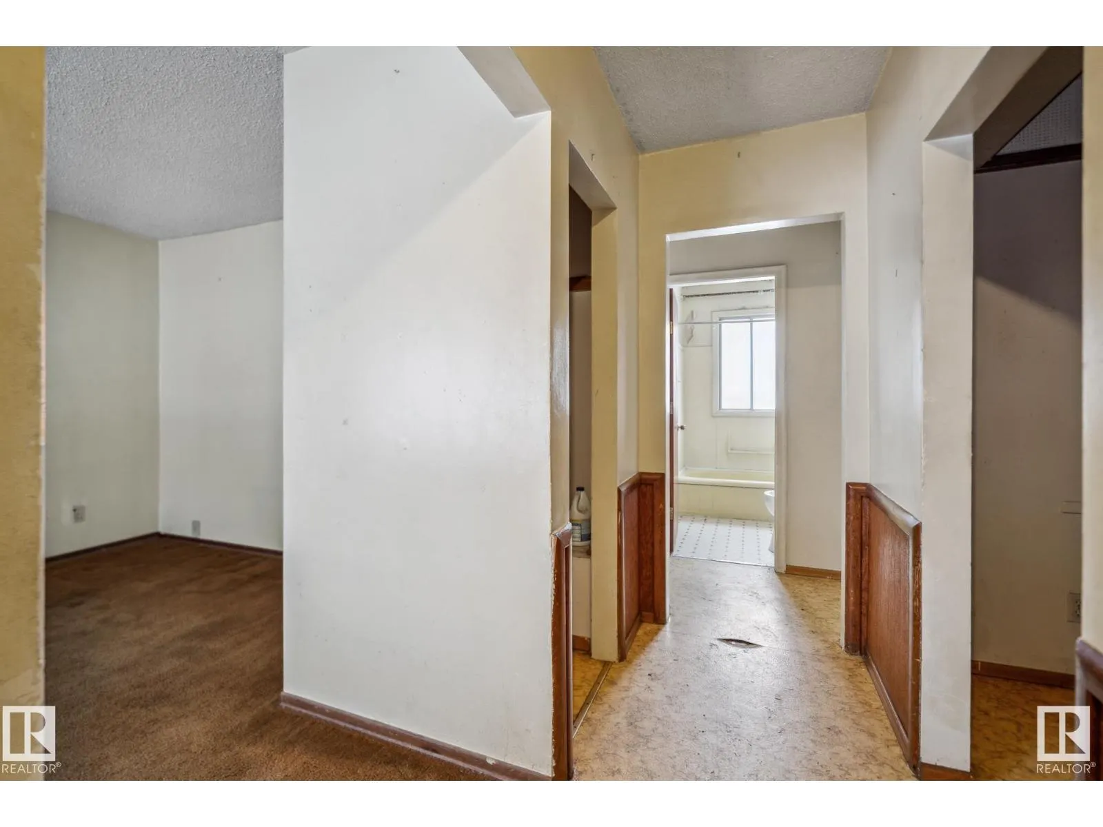 12125 40 ST NW