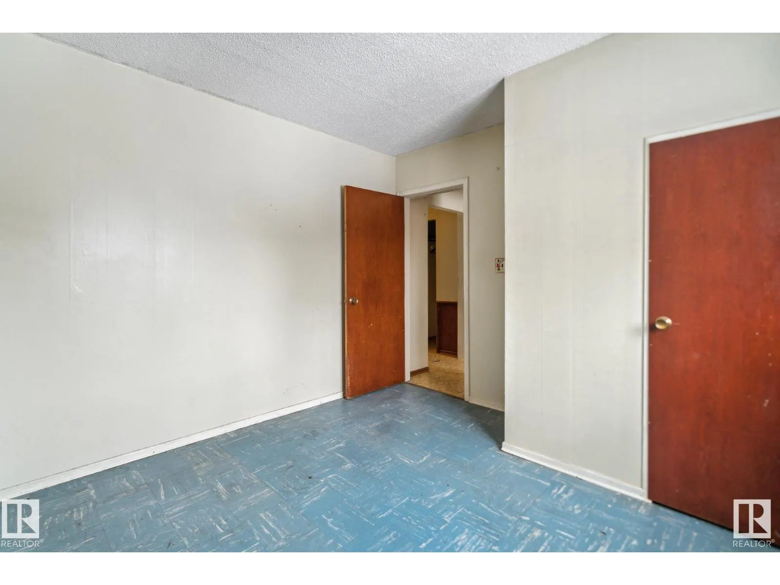 12125 40 ST NW