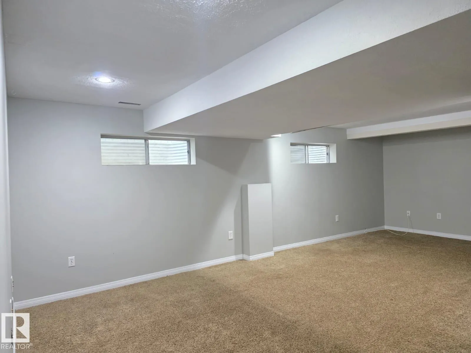 3707 28 ST NW