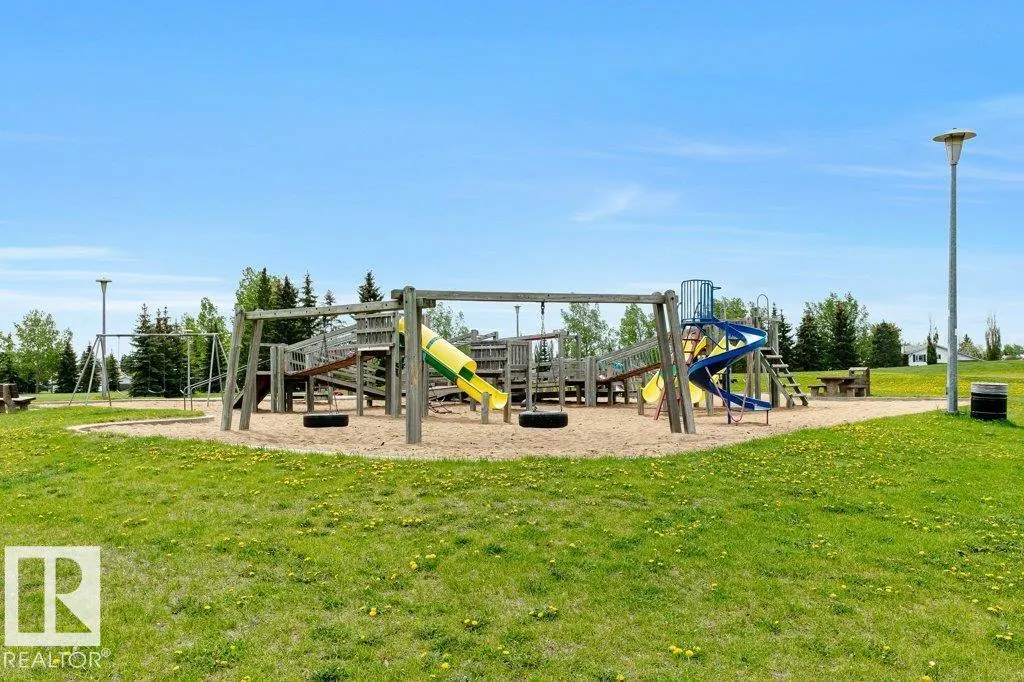 18747 80 AV NW