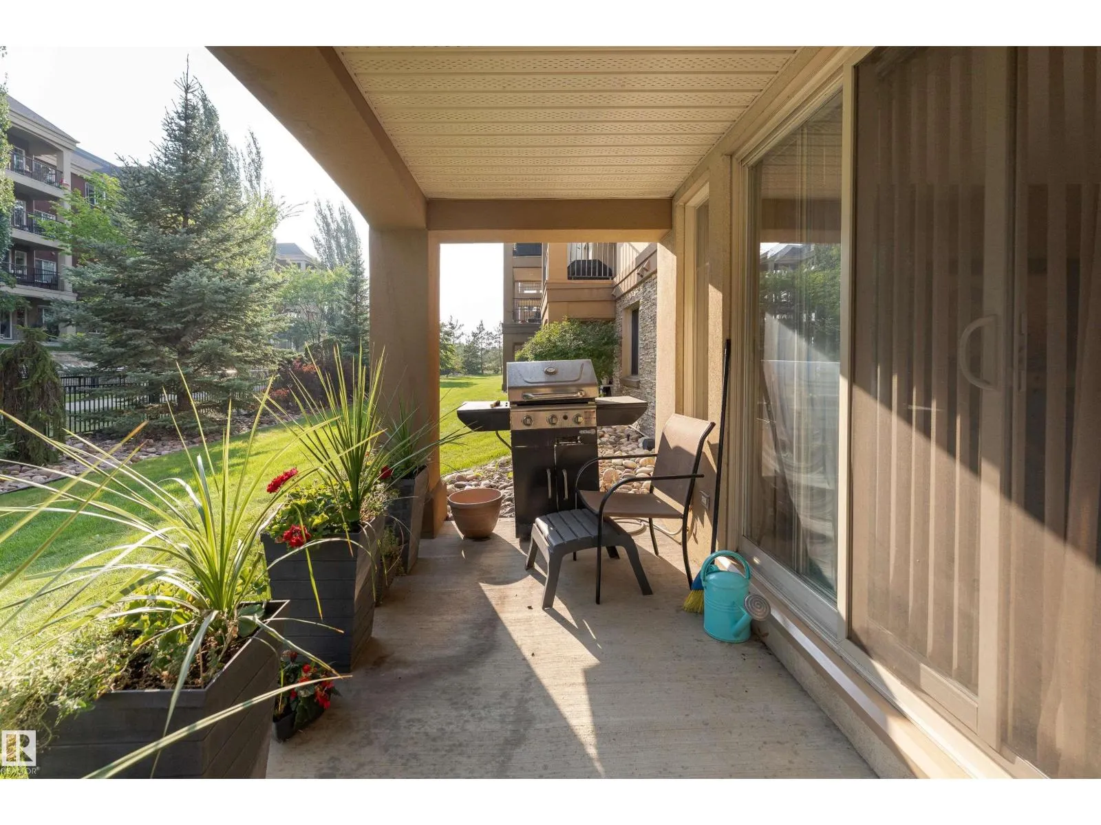 #125 400 Palisades WY