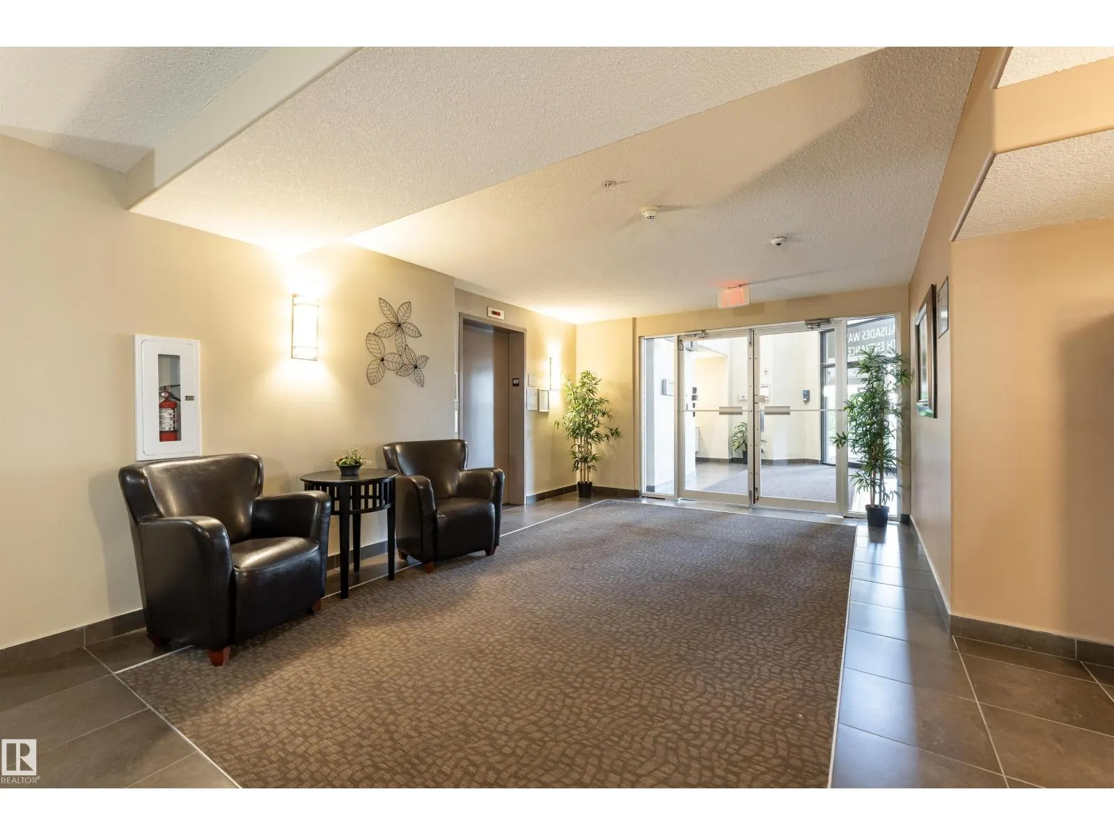 #125 400 Palisades WY