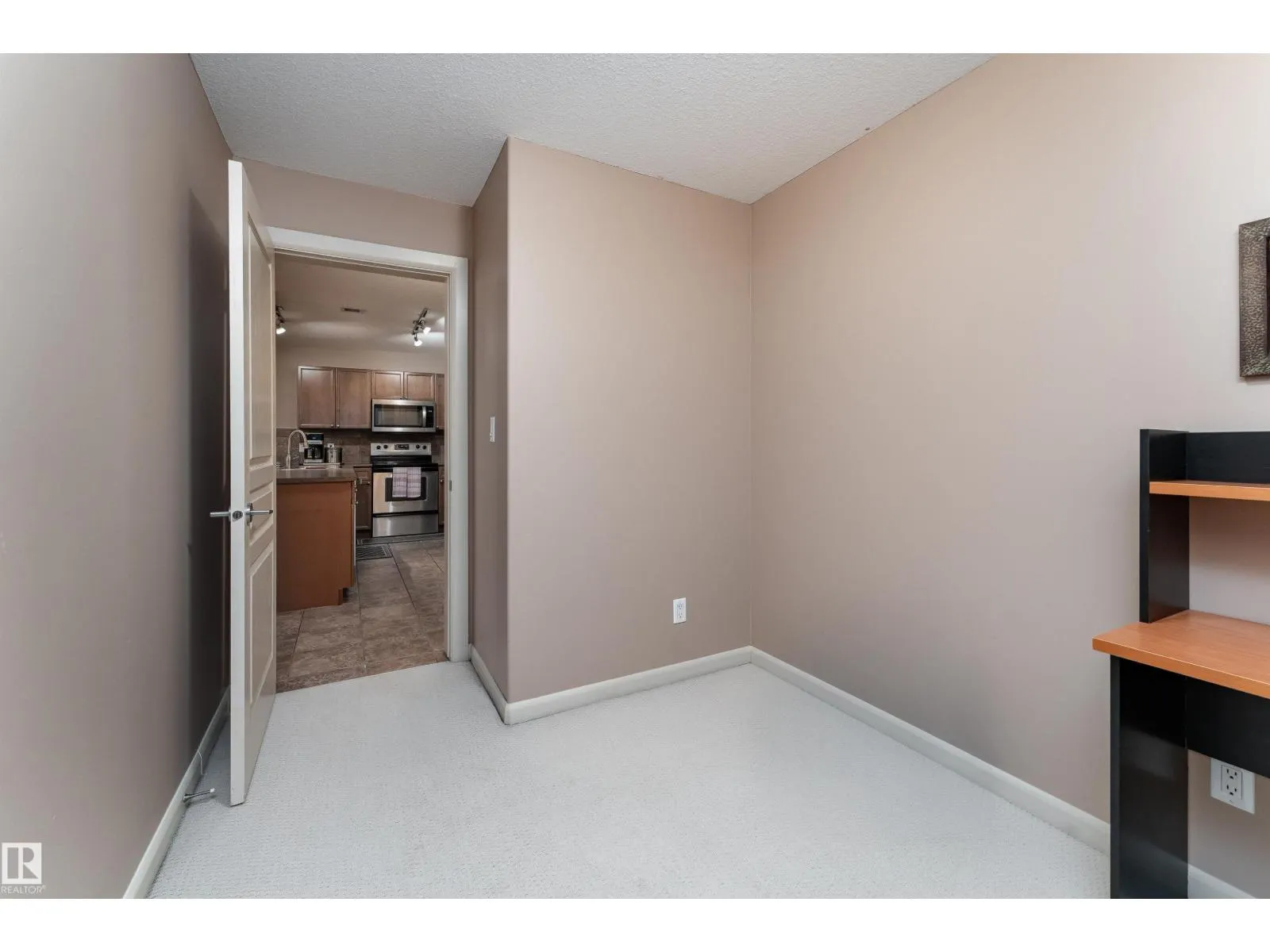 #125 400 Palisades WY