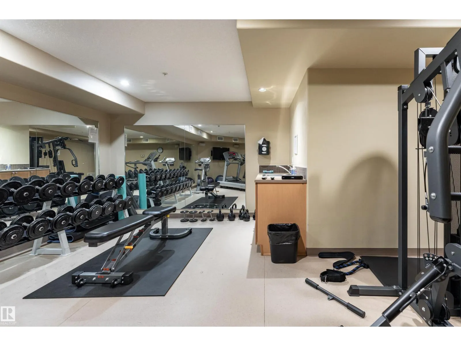 #125 400 Palisades WY